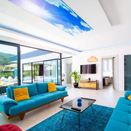 Dreamy With Private Pool And Jacuzzi In Kas 别墅