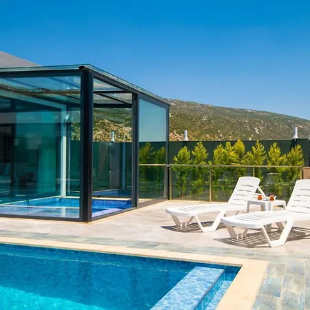 Dreamy With Private Pool And Jacuzzi In Kas Sarıbelen