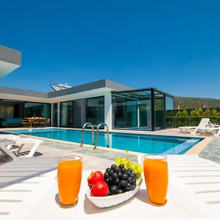 Dreamy With Private Pool And Jacuzzi In Kas 别墅 *