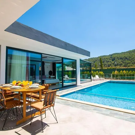 Dreamy With Private Pool And Jacuzzi In Kas *